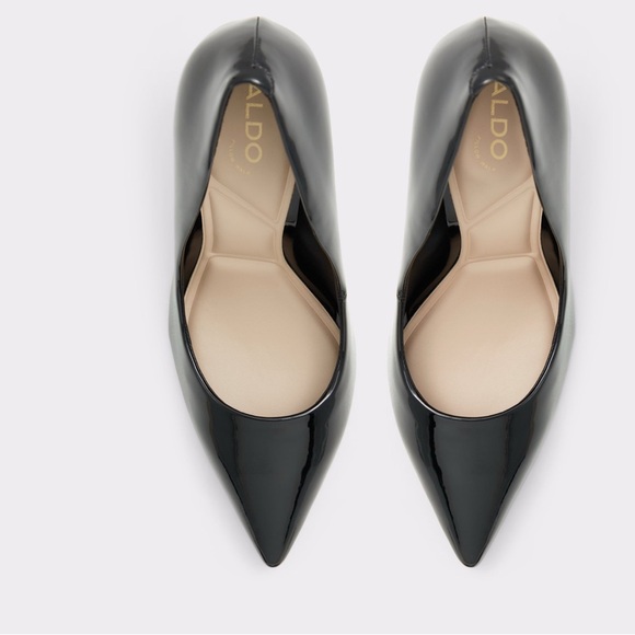 🖤BLACK COURT SHOE - Picture 2 of 4